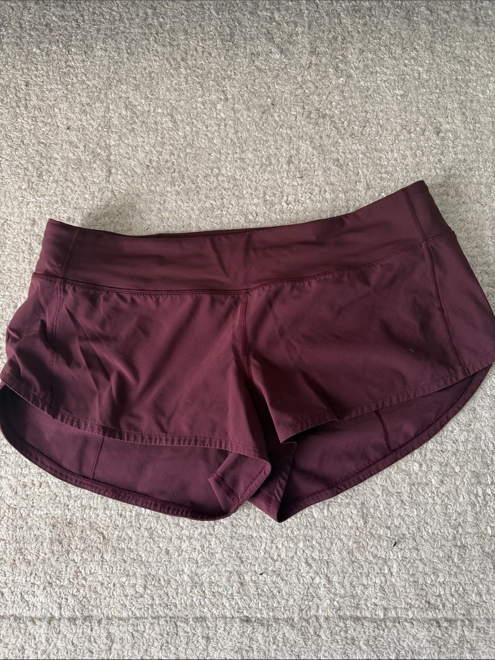 Lululemon Speed up Shorts length 2.5